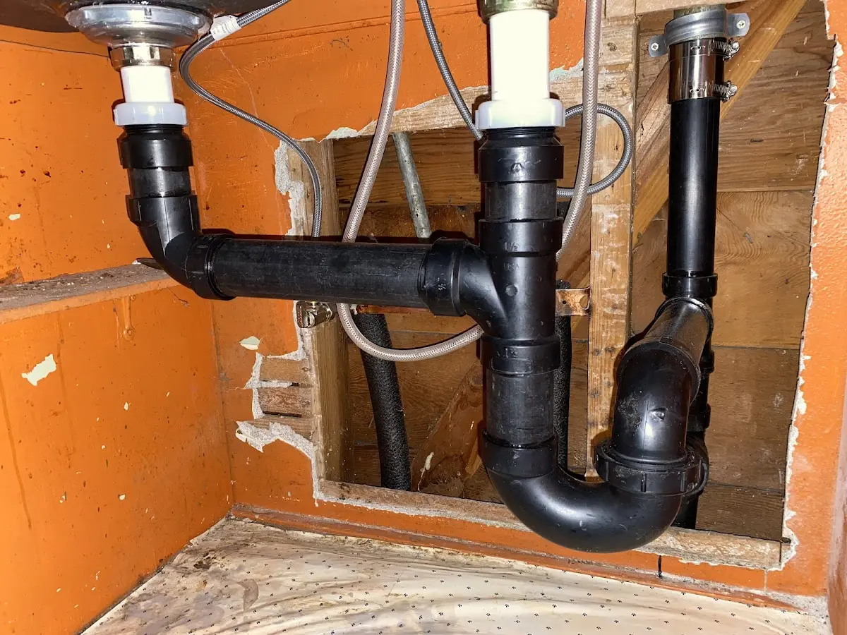Professional Pipe Bursting equipment and tools on the job in Monona